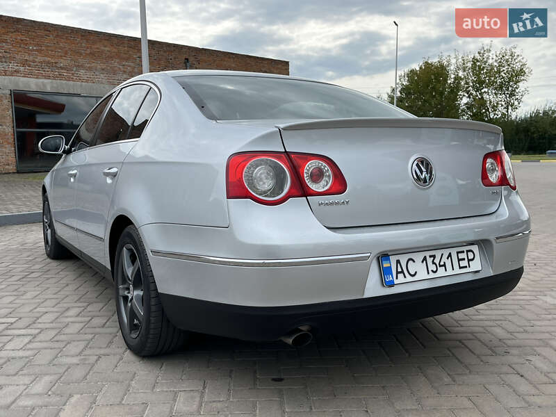 Седан Volkswagen Passat 2007 в Любомле