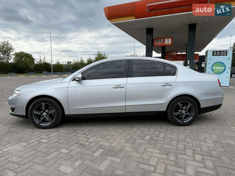 Седан Volkswagen Passat 2007 в 