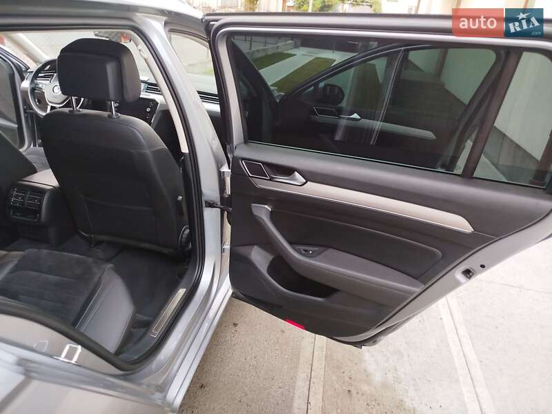 Универсал Volkswagen Passat 2017 в Львове