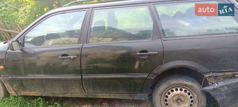 Универсал Volkswagen Passat 1996 в Великом Березном фото 2 Универсал Volkswagen Passat 1996 в Великом Березном