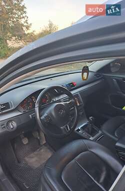 Универсал Volkswagen Passat 2013 в 