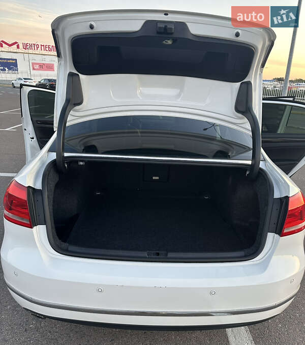 Седан Volkswagen Passat 2013 в Одессе фото 34 Седан Volkswagen Passat 2013 в Одессе