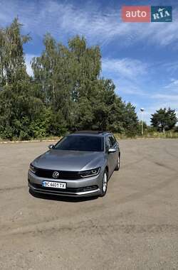 Универсал Volkswagen Passat 2018 в Львове