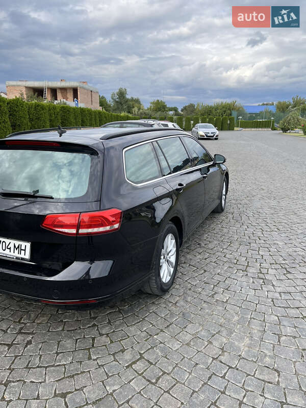 Универсал Volkswagen Passat 2016 в Жовкве