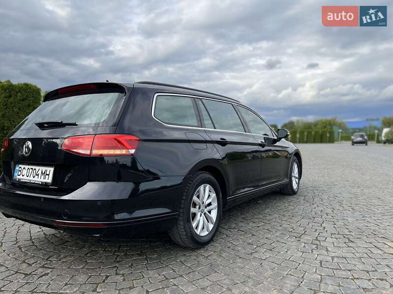 Универсал Volkswagen Passat 2016 в Жовкве