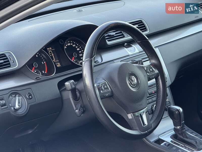 Универсал Volkswagen Passat 2014 в Черновцах фото 12 Универсал Volkswagen Passat 2014 в Черновцах