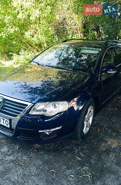 Універсал Volkswagen Passat 2009 в Львові