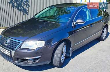 Седан Volkswagen Passat 2008 в Кам'янець-Подільському