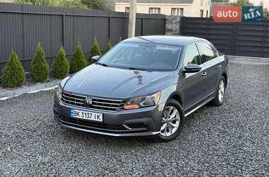 Седан Volkswagen Passat 2017 в Камені-Каширському
