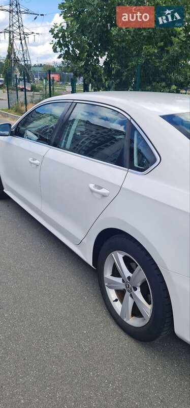 Седан Volkswagen Passat 2012 в Ирпене фото 23 Седан Volkswagen Passat 2012 в Ирпене
