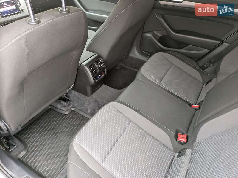 Универсал Volkswagen Passat 2016 в Львове