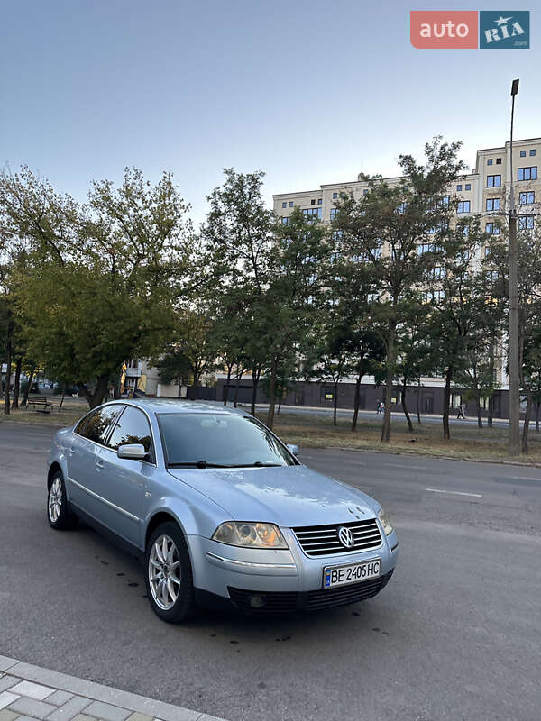 Седан Volkswagen Passat 2002 в Николаеве