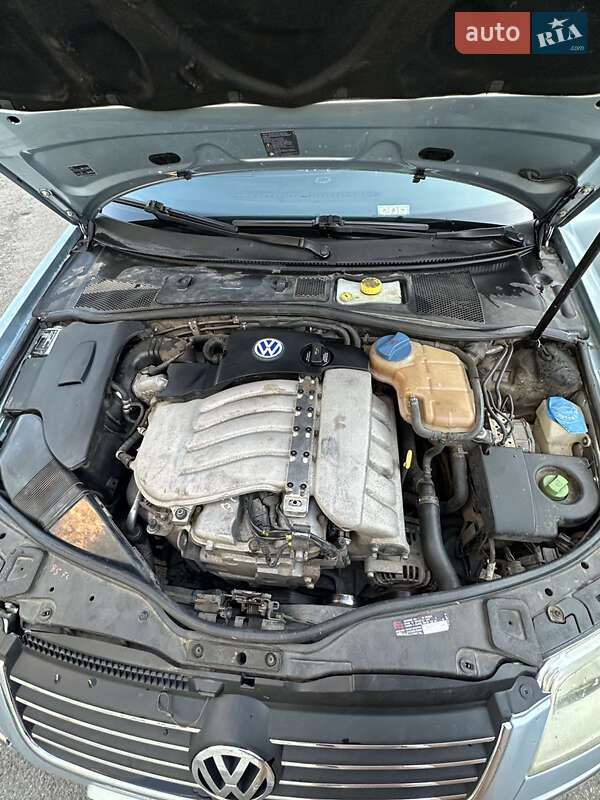 Седан Volkswagen Passat 2002 в Николаеве