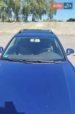 Універсал Volkswagen Passat 2004 в Овручі