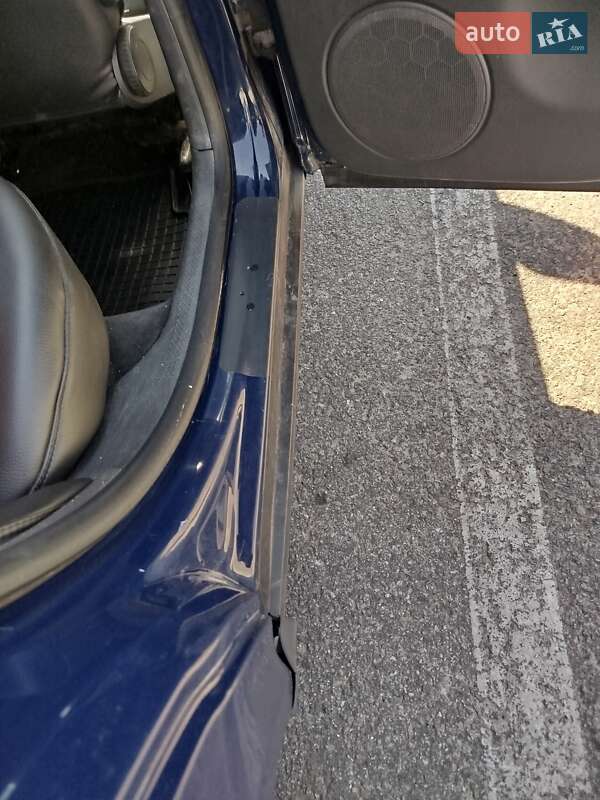 Універсал Volkswagen Passat 2004 в Овручі