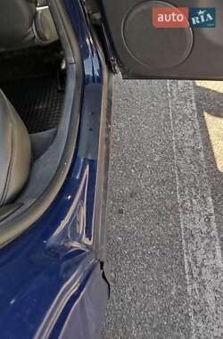 Универсал Volkswagen Passat 2004 в  фото 15 Универсал Volkswagen Passat 2004 в