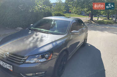 Седан Volkswagen Passat 2013 в Львове
