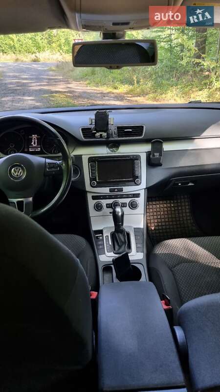 Универсал Volkswagen Passat 2014 в Луцке фото 3 Универсал Volkswagen Passat 2014 в Луцке