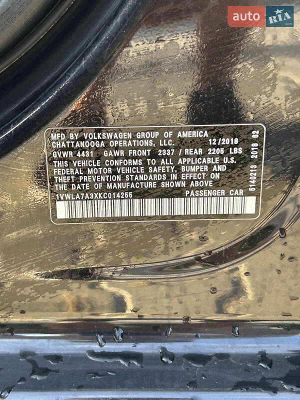 Седан Volkswagen Passat 2019 в Ровно