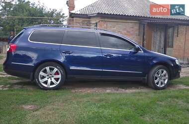 Універсал Volkswagen Passat 2010 в  Універсал Volkswagen Passat 2010 в