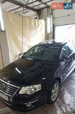 Універсал Volkswagen Passat 2007 в Житомирі