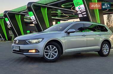 Универсал Volkswagen Passat 2016 в Одессе