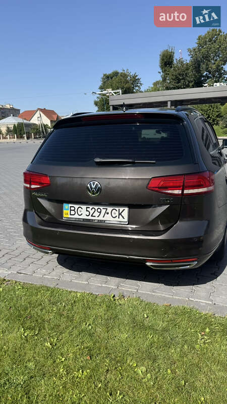 Універсал Volkswagen Passat 2016 в Львові