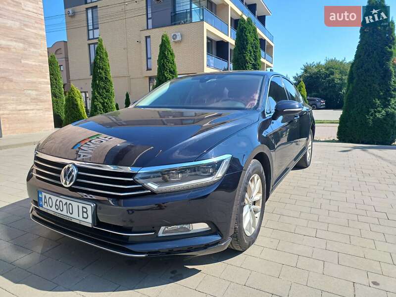 Седан Volkswagen Passat 2018 в Ужгороде