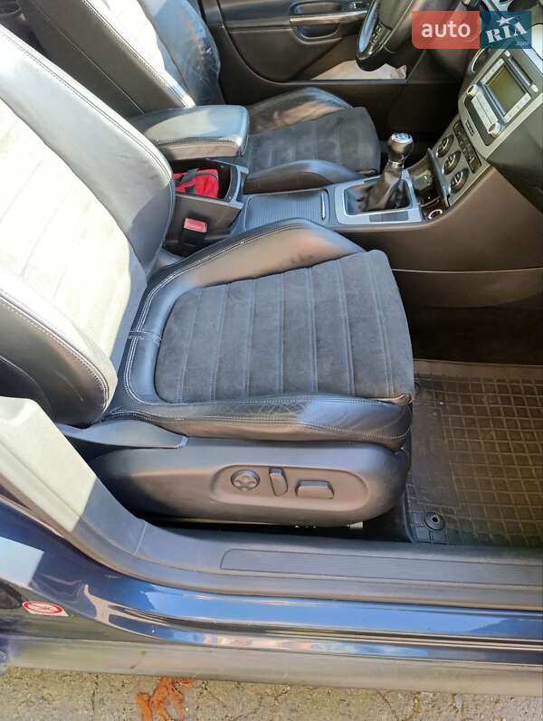 Універсал Volkswagen Passat 2005 в Хмельницькому