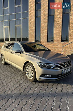 Универсал Volkswagen Passat 2017 в Виннице