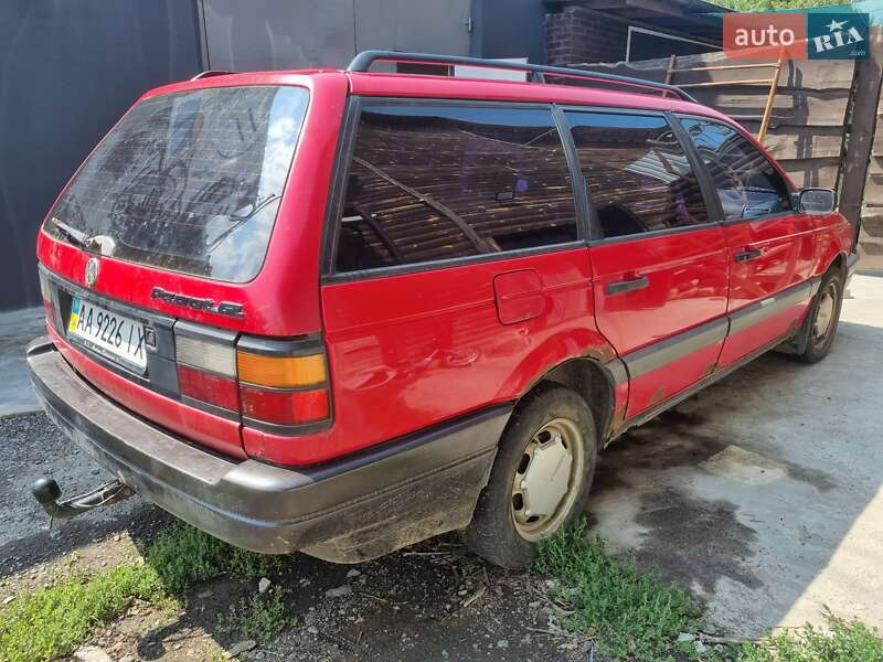 Универсал Volkswagen Passat 1992 в Умани
