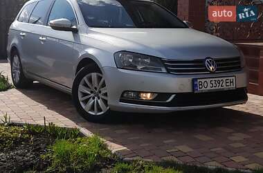 Універсал Volkswagen Passat 2012 в Коростені