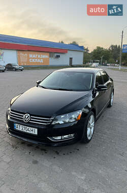 Седан Volkswagen Passat 2013 в Бурштині