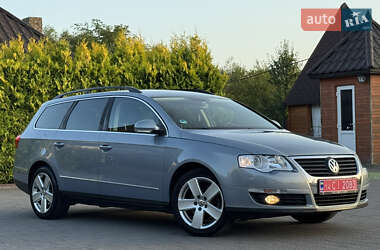 Универсал Volkswagen Passat 2010 в Стрые