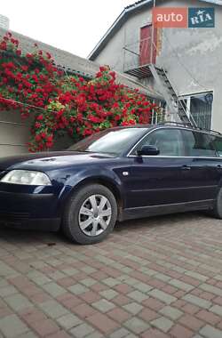 Універсал Volkswagen Passat 2003 в Тернополі
