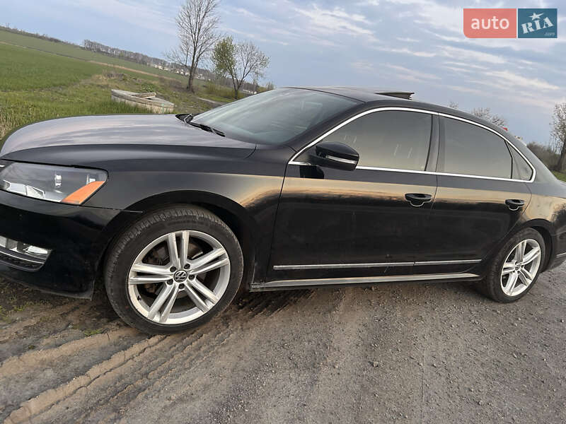 Седан Volkswagen Passat 2013 в Дніпрі