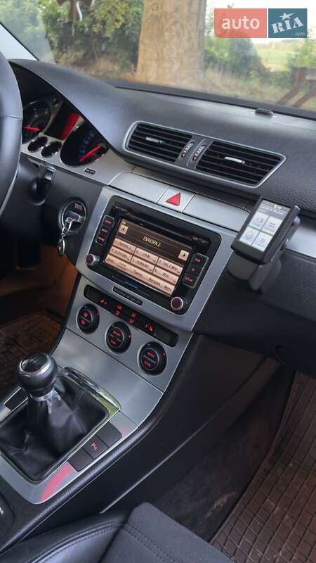 Седан Volkswagen Passat 2005 в Дунаевцах фото 14 Седан Volkswagen Passat 2005 в Дунаевцах