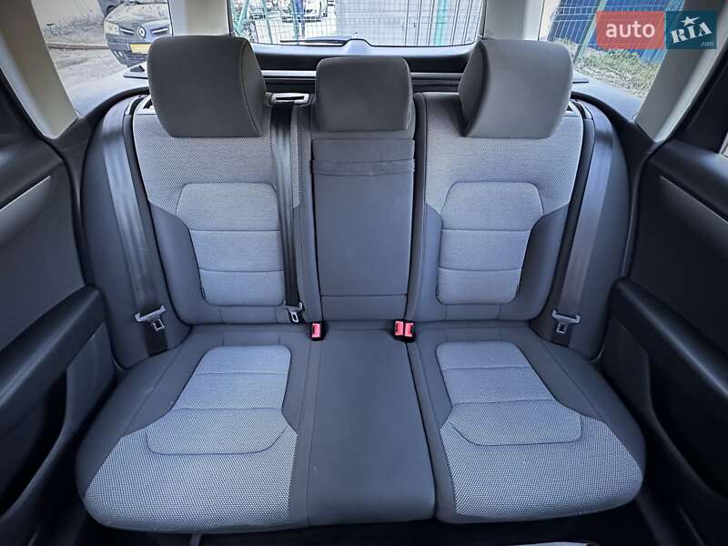 Универсал Volkswagen Passat 2011 в Сумах