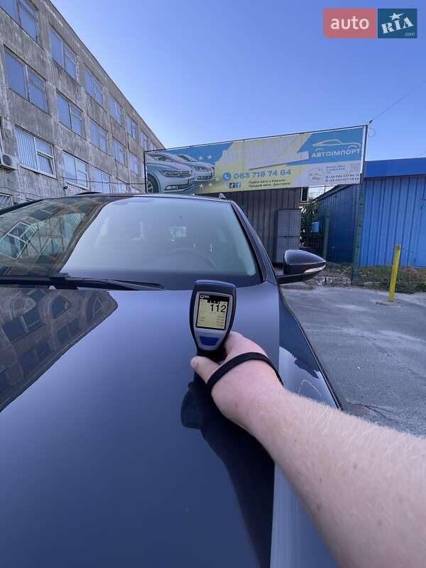 Универсал Volkswagen Passat 2011 в Сумах