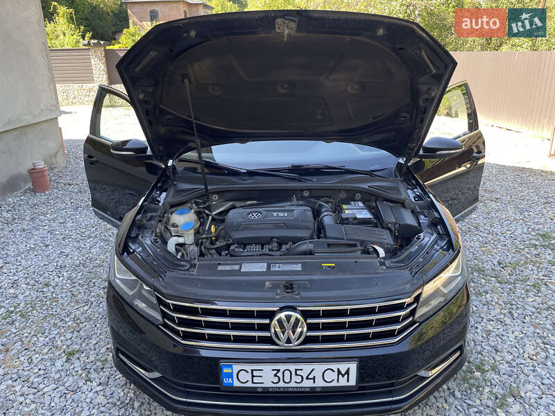Седан Volkswagen Passat 2016 в Черновцах