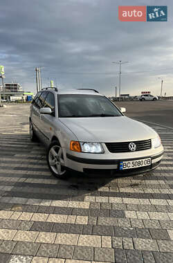 Универсал Volkswagen Passat 1998 в Львове