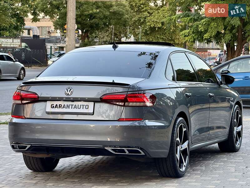 Седан Volkswagen Passat 2020 в Одессе