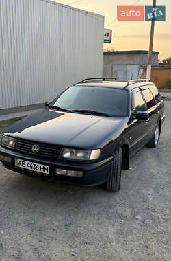 Універсал Volkswagen Passat 1996 в Кривому Розі