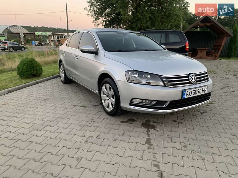 Volkswagen Passat 2012