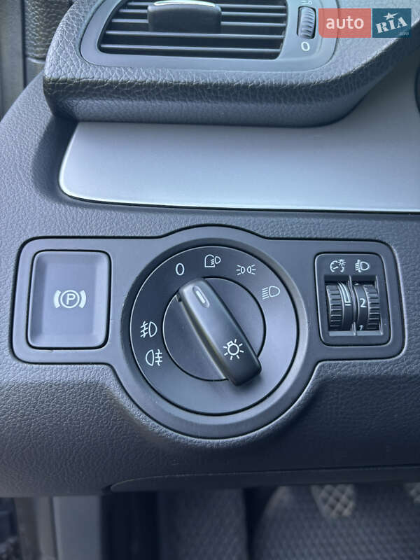 Универсал Volkswagen Passat 2007 в Полонном