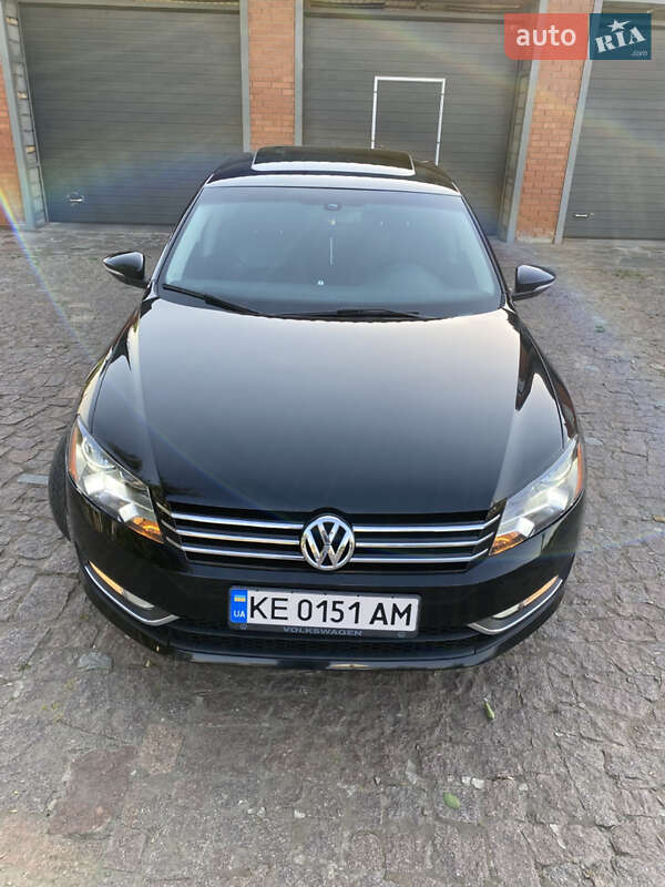 Седан Volkswagen Passat 2012 в Кривом Роге