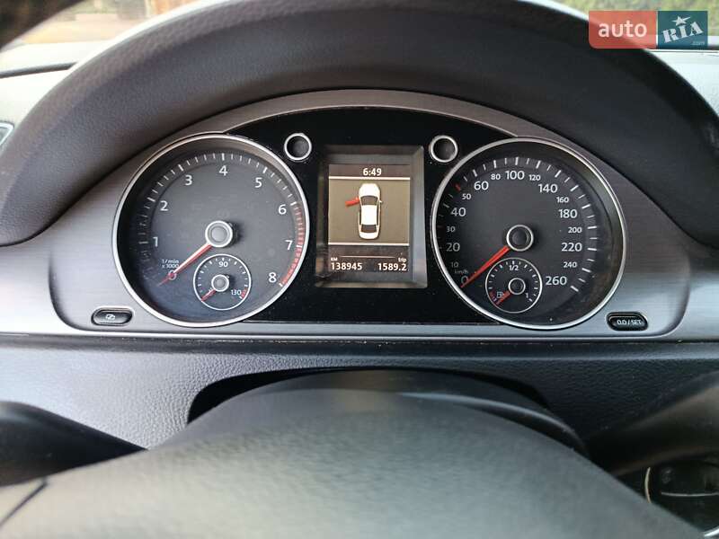 Седан Volkswagen Passat 2011 в Лохвице