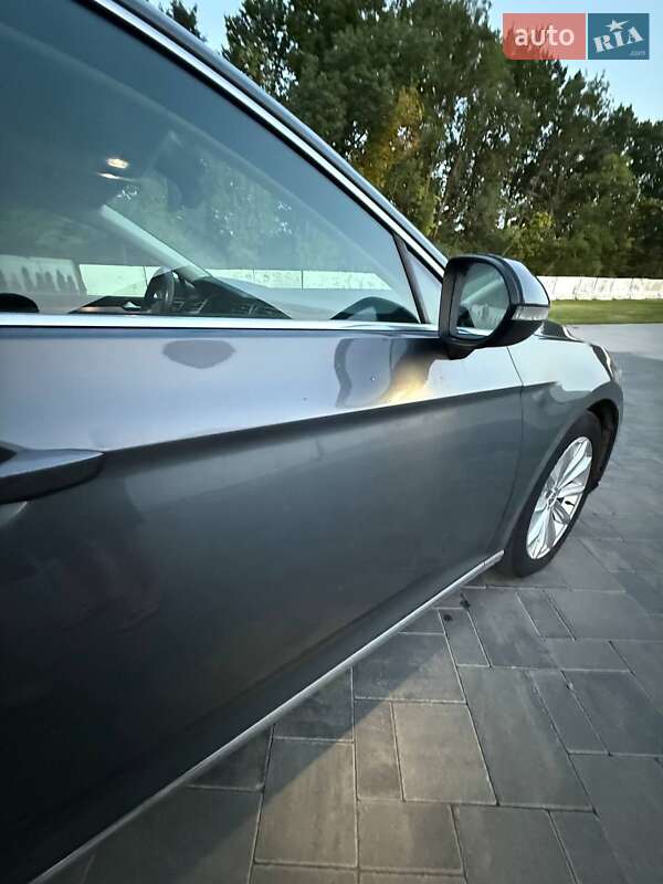 Універсал Volkswagen Passat 2015 в Луцьку