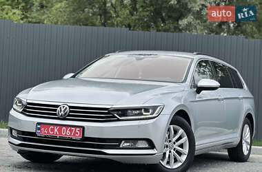 Универсал Volkswagen Passat 2017 в Львове