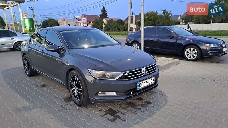 Седан Volkswagen Passat 2015 в Бучачі